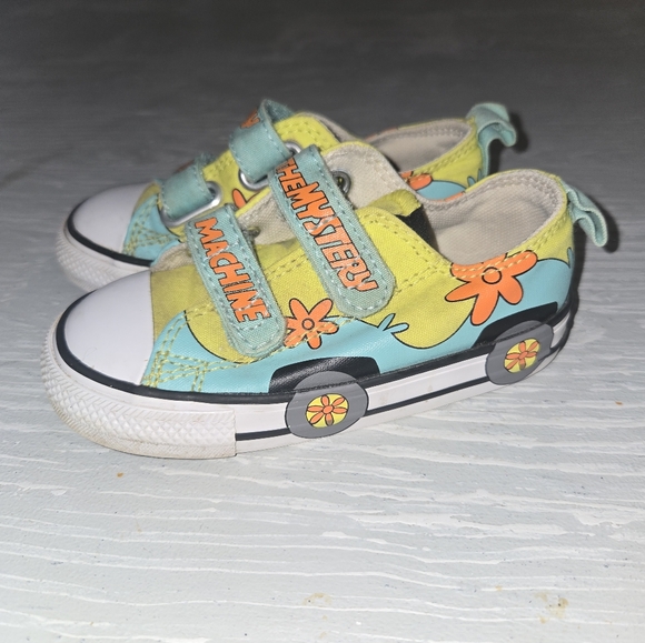 Toddler sz 7 scooby doo Converse sneakers the mystery machine - Picture 2 of 8